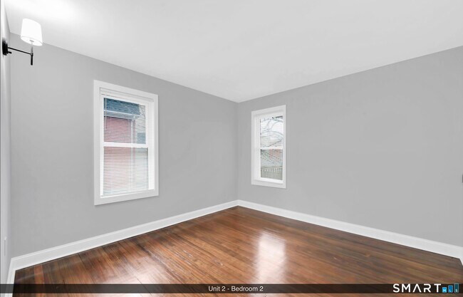 Building Photo - 144 Madison St