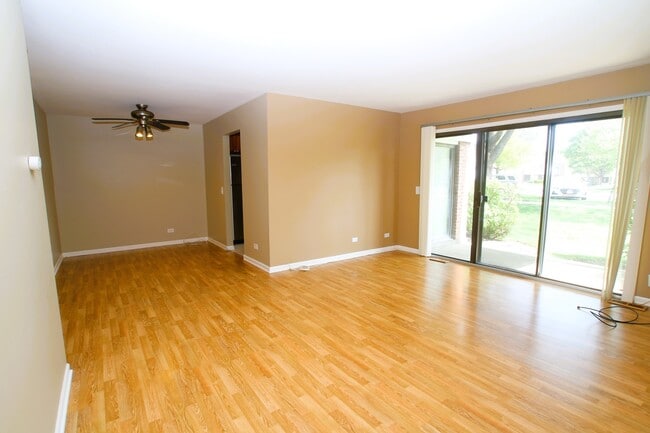 Building Photo - 99 Marble Hill Ct