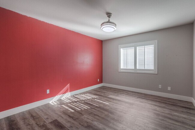 Building Photo - Spacious 5-Bedroom Lake Rancho Viejo Rental with Loft & No Rear Neighbors