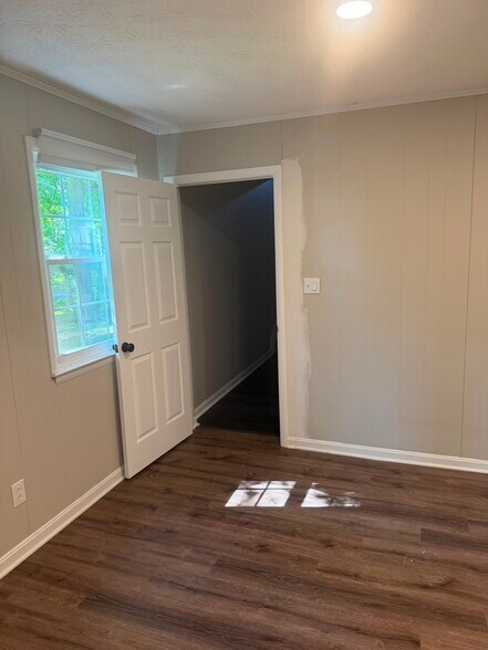 Building Photo - 2836 Aspen Hill Rd