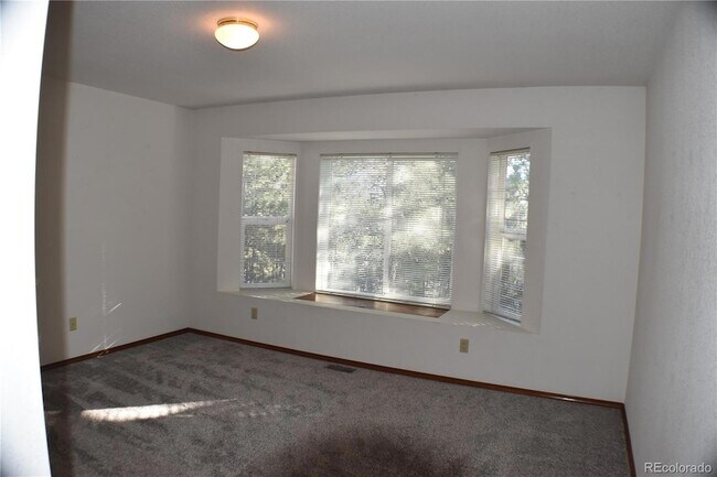 Building Photo - 14540 Rosholt Loop