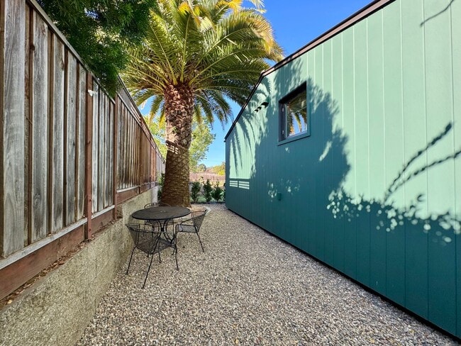Building Photo - Newly Built 2 Bedroom 2 Bath Single Level ADU in Desirable North Napa Neighborhood in a Cul de Sac
