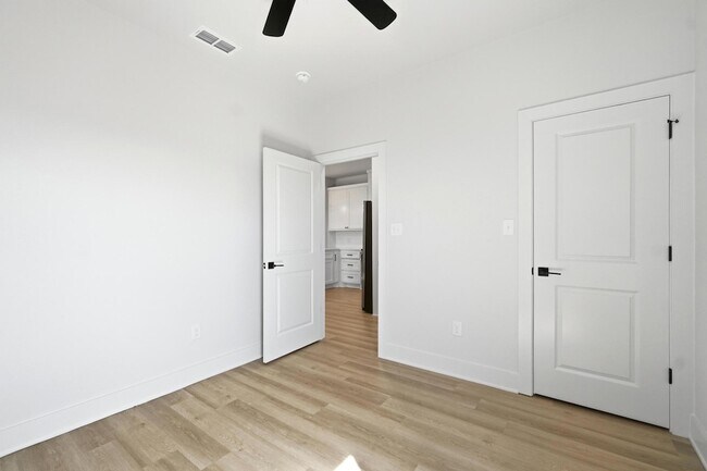 Building Photo - 6525 Inverness St