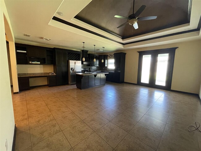 Building Photo - 3122 Rosco Dr