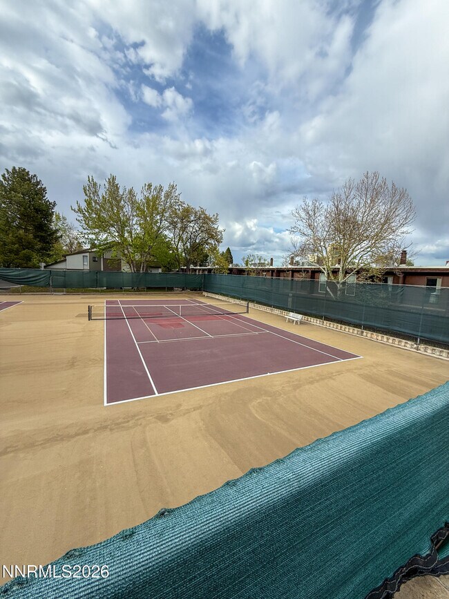 Building Photo - 4011 Bluegrass Ct