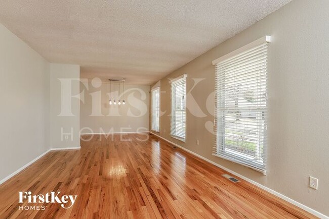 Building Photo - 13235 Delft Dr