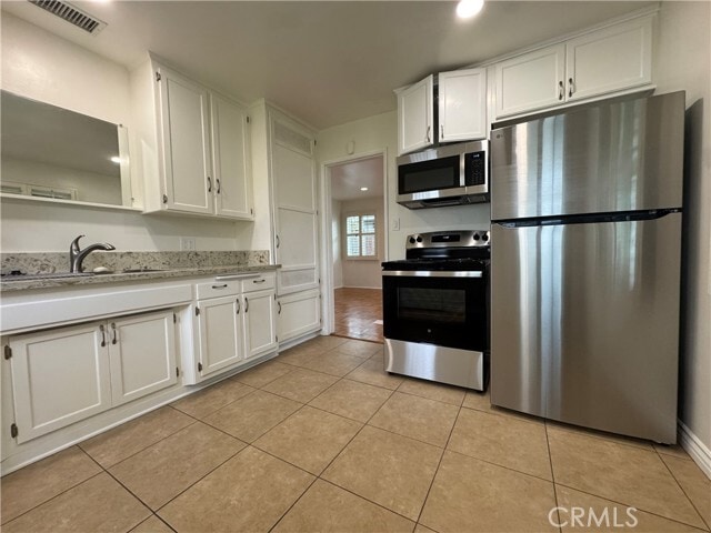 Building Photo - 3618 E La Jara St