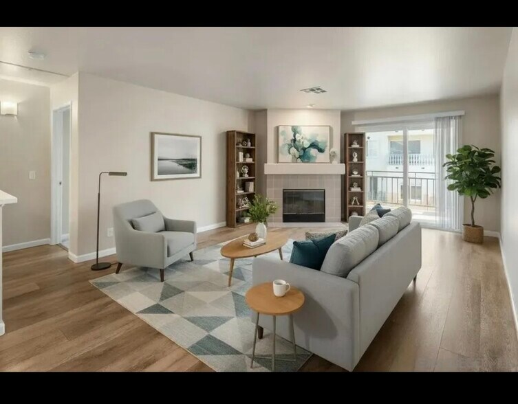 Building Photo - 580 Camino De La Reina