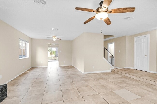 Building Photo - 24026 Spring Briar Ln