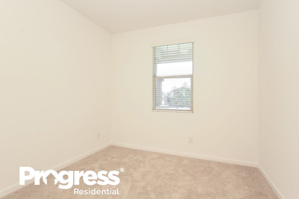 Building Photo - 11010 W Luxton Ln