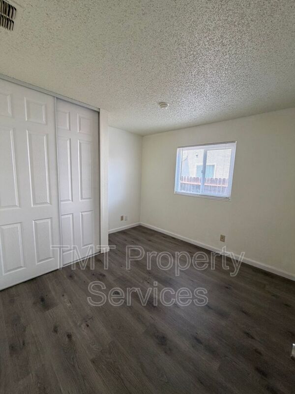Building Photo - 8272 Kilmer Cir