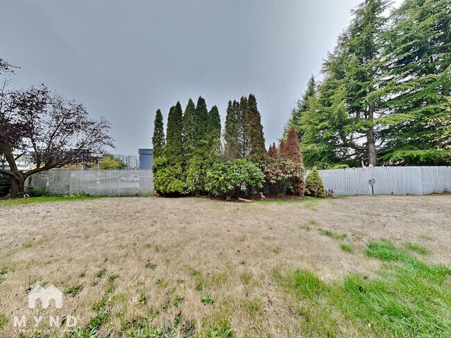 Building Photo - 22707 30th Ave S
