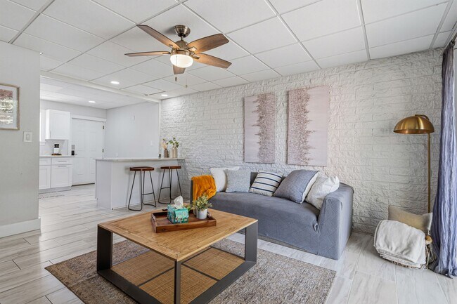 Building Photo - 334 Bluefish Dr