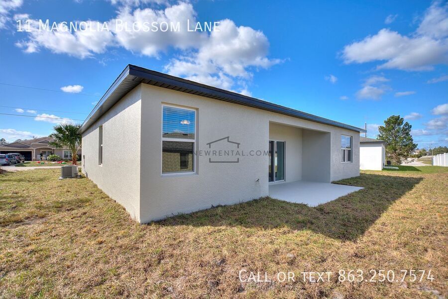 Building Photo - 11 Magnolia Ln