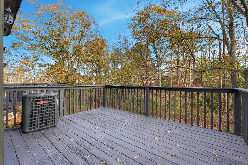 Building Photo - 1071-1073 Laurel Ln NW