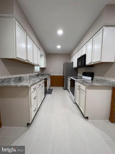 Building Photo - 3704 Bevan Dr
