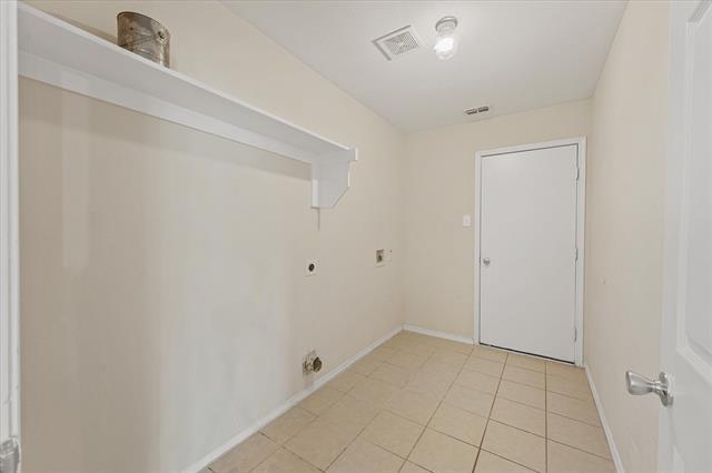 Building Photo - 5733 Mariposa Dr