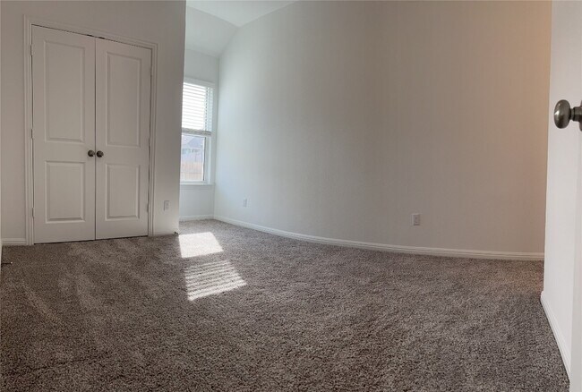 Building Photo - 521 Panzano Dr
