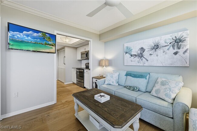 Building Photo - 6361 Pelican Bay Blvd