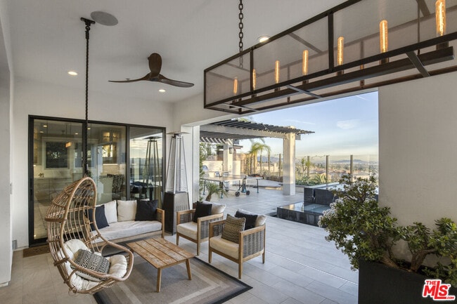 Building Photo - 20124 Piccadilly Ln