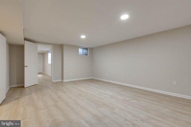 Building Photo - 1316 Pleasant Meadow Rd