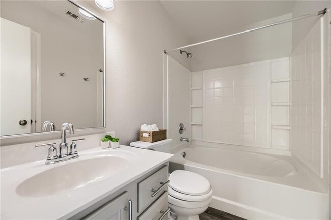 Building Photo - 177 Karrie Dr