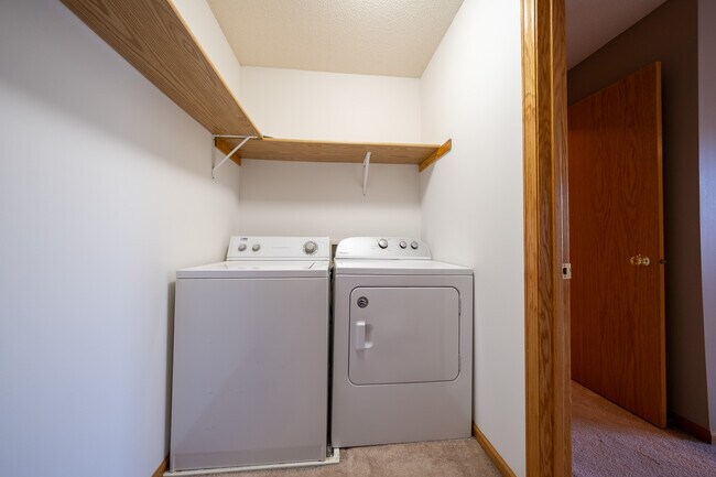 Building Photo - 2525 Cobble Hill Ct