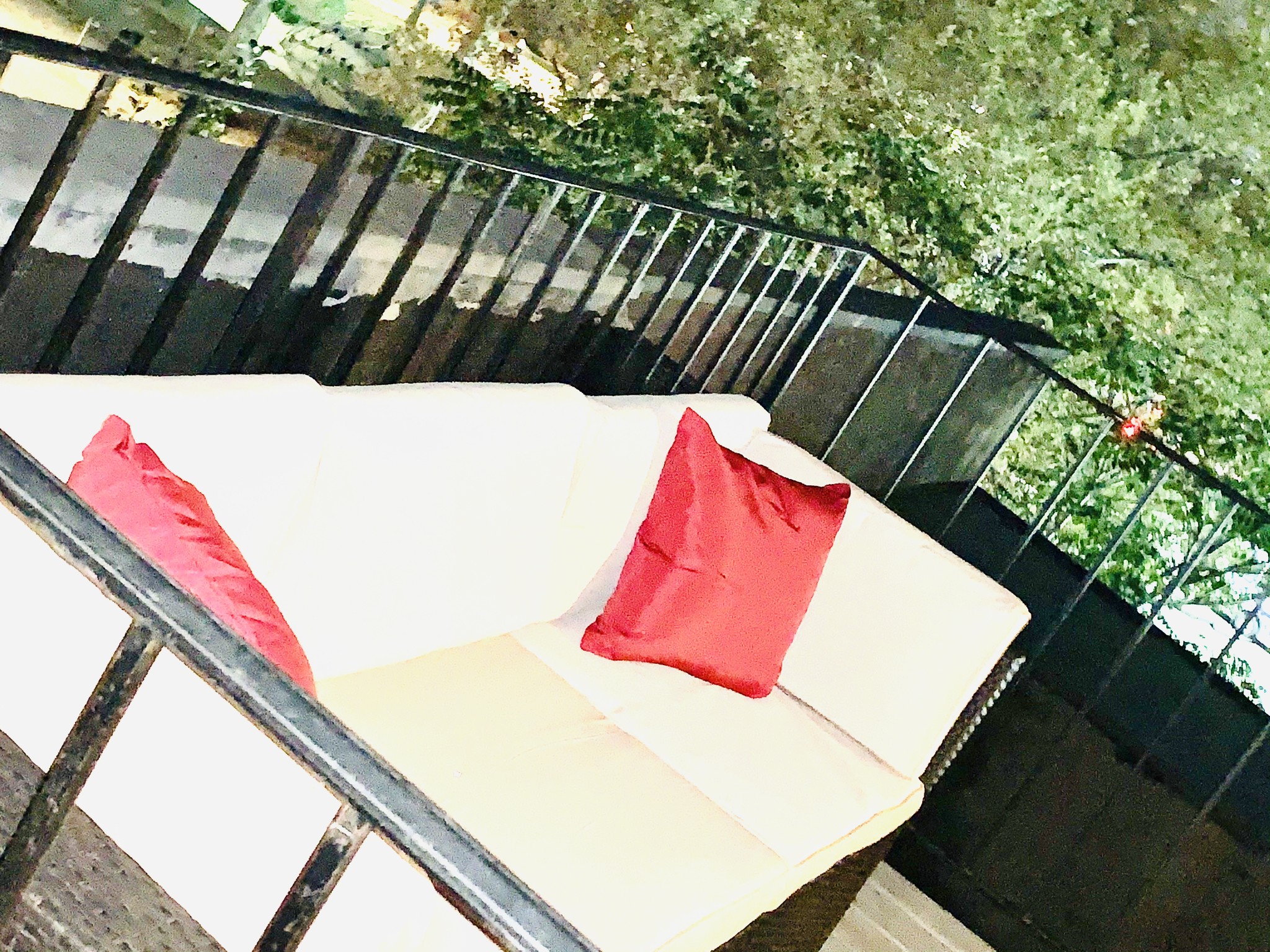 Building Photo - 1893 Pacific St