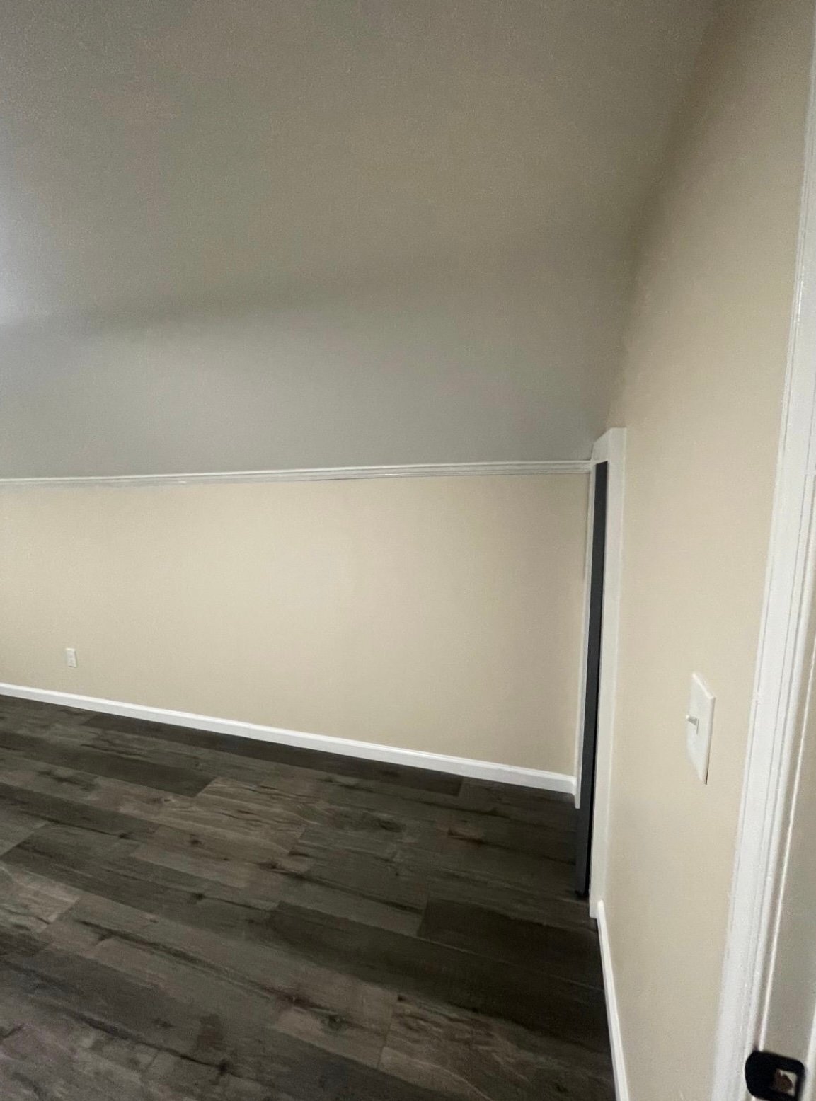 Building Photo - 350 4th St