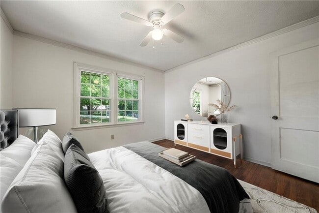 Building Photo - 1716 Beacon Hill Blvd NE