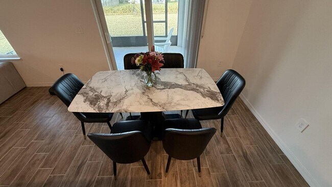 Building Photo - 12761 SW Orvieto Wy