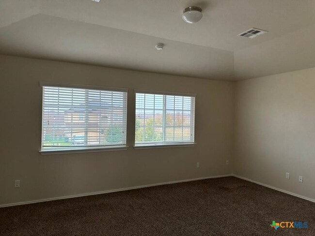 Building Photo - 4902 Bridgewood Dr