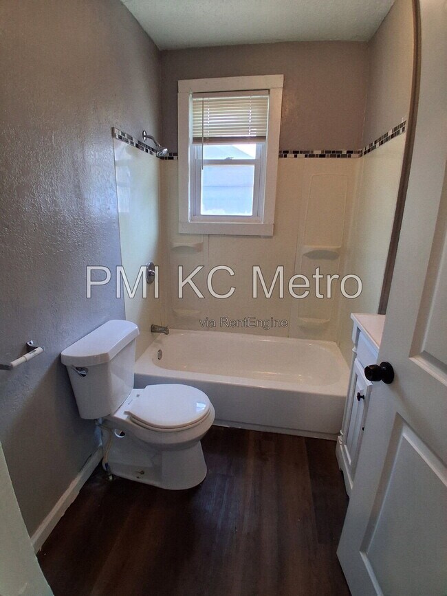 Building Photo - 4607 Olive St