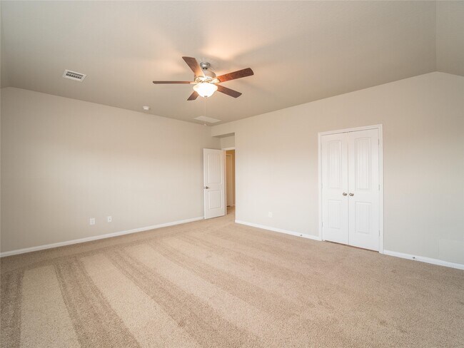 Building Photo - 3542 Vivaldi Dr