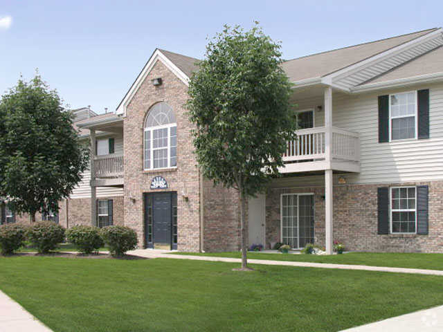 Bexley Village Apartments - Bexley Village