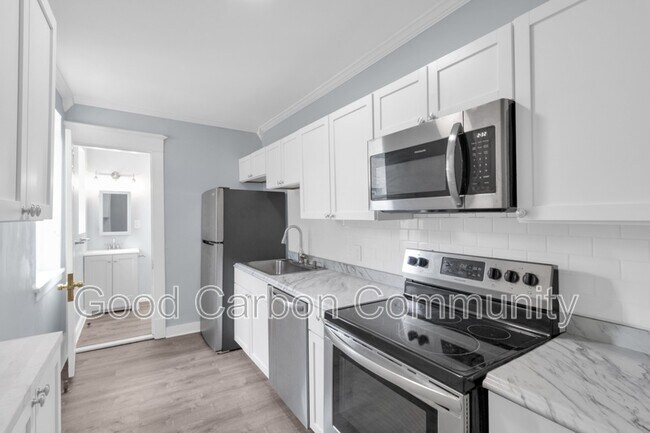 Building Photo - 7 E Depew Ave