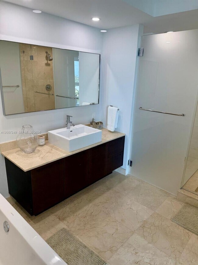 Building Photo - 250 Sunny Isles Blvd