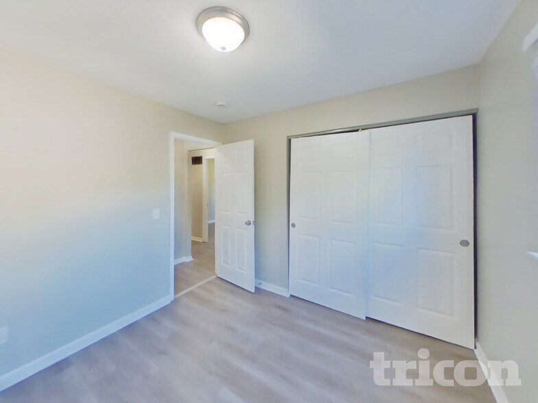 Building Photo - 43 Westbrook Dr