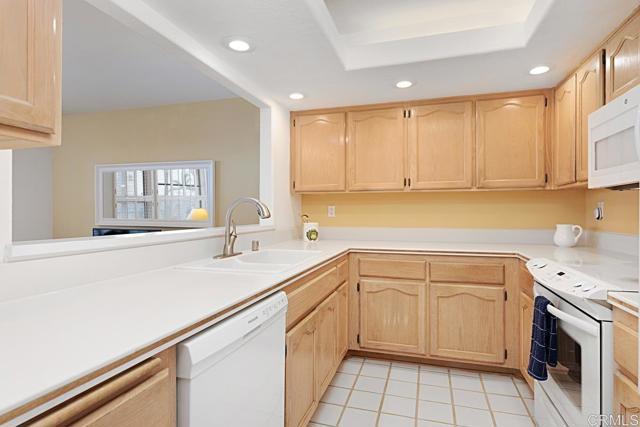 Building Photo - 7757 Eads Ave