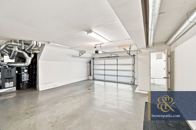 Building Photo - 76 Lapidge St