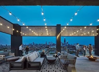 Building Photo - 198 N Ada St