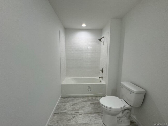 Building Photo - 16 Pinto Rd