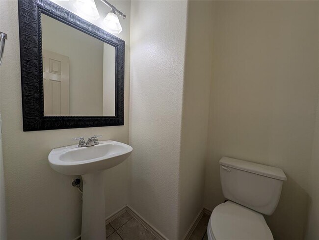 Building Photo - 1602 Westmeadow Trail