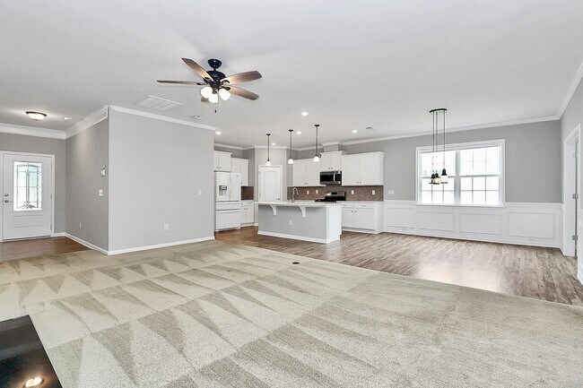 Building Photo - Residential Home located in premier 55+ Gated Community