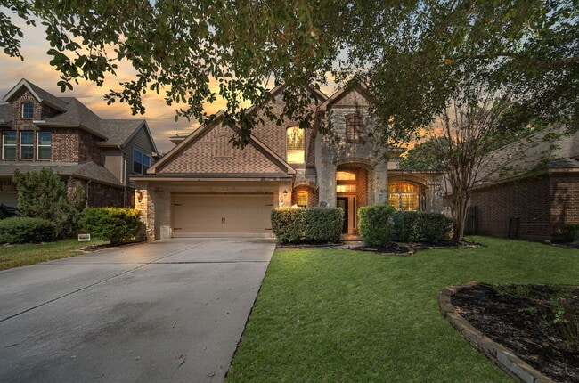 Building Photo - Welcome home to this beautiful home in the...