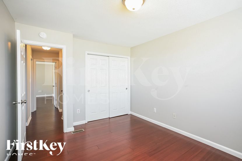 Building Photo - 8085 Lawrence Woods Blvd