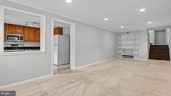 Building Photo - 11419 Lund Pl