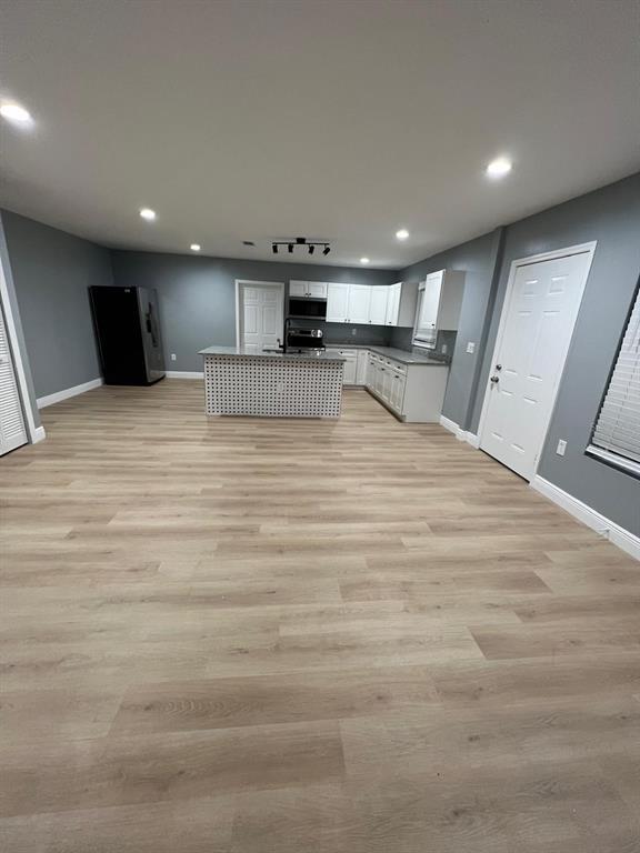 Building Photo - 2211 54th Ave Dr W