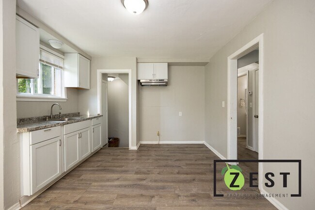 Building Photo - Beautiful 3 Bedroom Home! OPEN HOUSE FRIDA...
