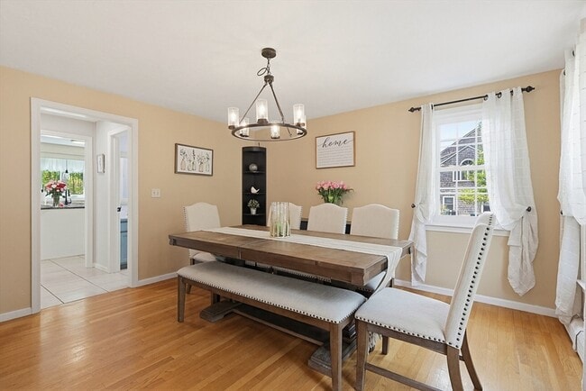 Building Photo - 35 Millbrook Dr
